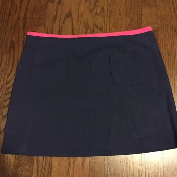 Mini skirt - Picture 2 of 3